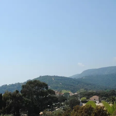Cap Negre فندق 3*
