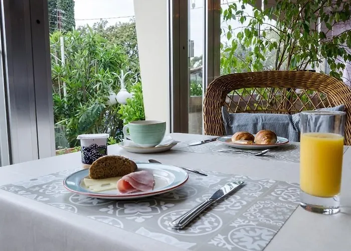 מלון Cap Negre 3*