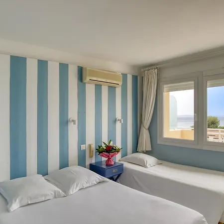 Hotel Cap Negre 3*