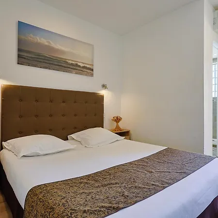 Cap Negre Szálloda 3*