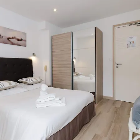 Cap Negre Szálloda 3*