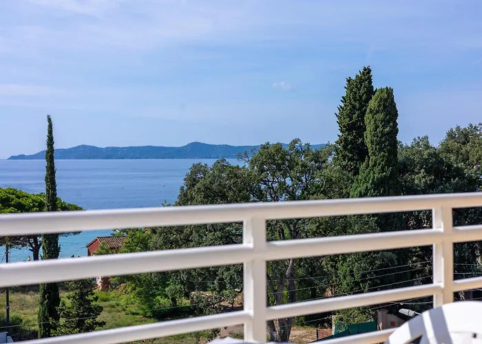 Cap Negre 3* Le Lavandou