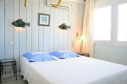 Cap Negre فندق 3*