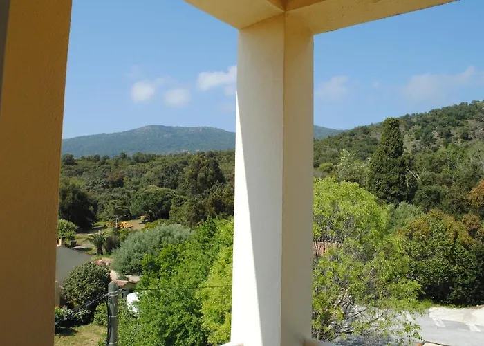 Cap Negre Szálloda 3*